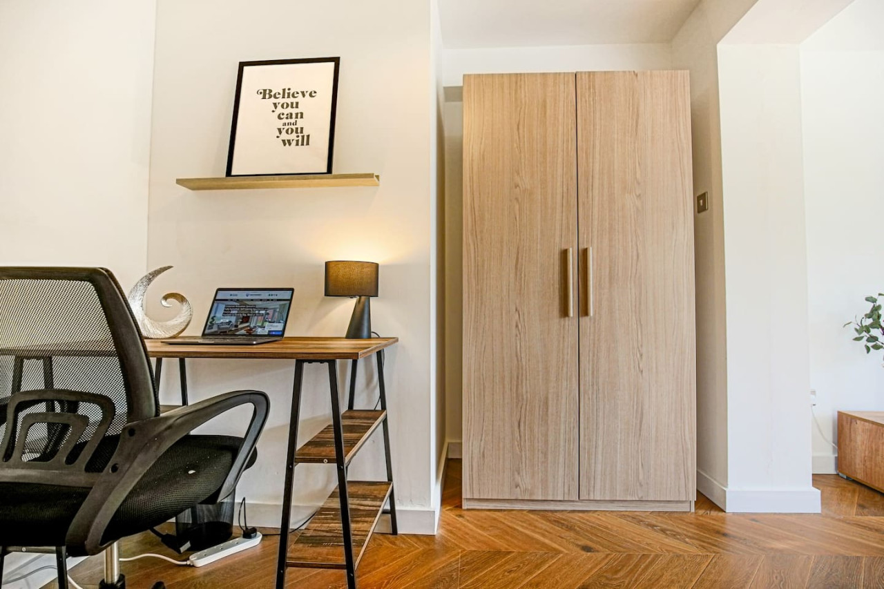 Grace House • City Centre • Driveway Parking • Pool Table • Sky TV • Fast Wifi in 36 Grace Avenue - Property image 6 - VivreStays