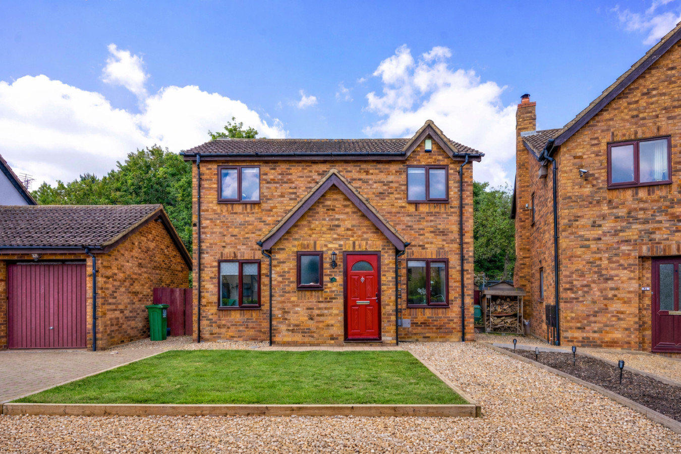 Detached House • Driveway Parking • Fast WiFi • Smart TV • Self-Check-In in 30 Lullingstone Drive - Property image 21 - VivreStays