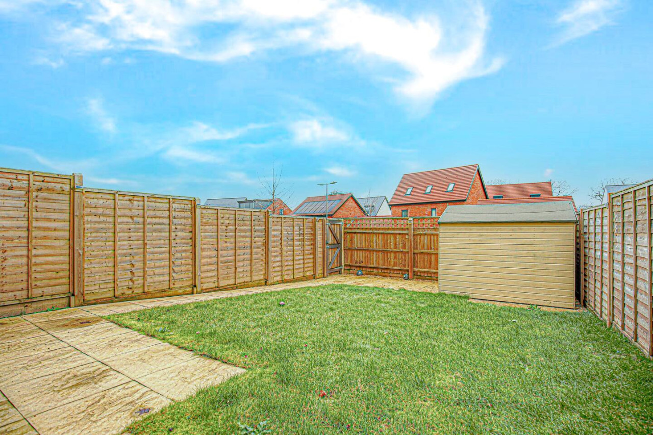 Prime Location 4 Bedroom 3.5 Bath House - Sleeps 8 in 5 Columbia Place - Property image 21 - VivreStays