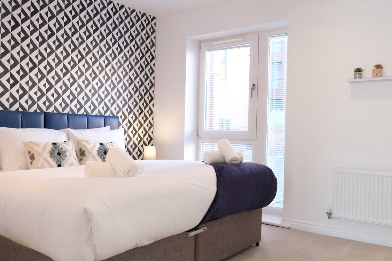 Prime Location 4 Bedroom 3.5 Bath House - Sleeps 8 in 5 Columbia Place - Property image 8 - VivreStays