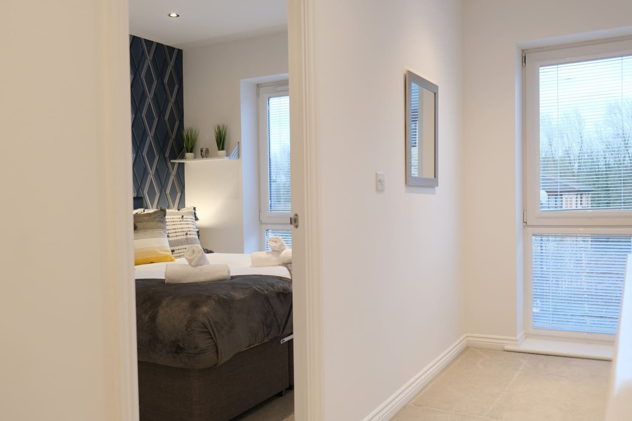 4 Bedroom 3.5 Bath House in City Centre - Sleeps 8 in 7 Columbia Place - Property image 12 - VivreStays