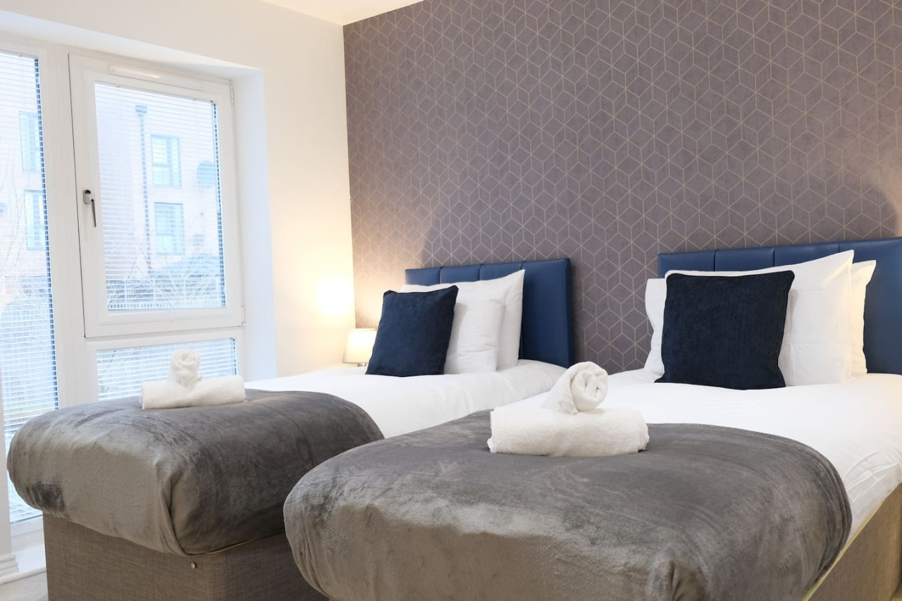 4 Bedroom 3.5 Bath House in City Centre - Sleeps 8 in 7 Columbia Place - Property image 6 - VivreStays