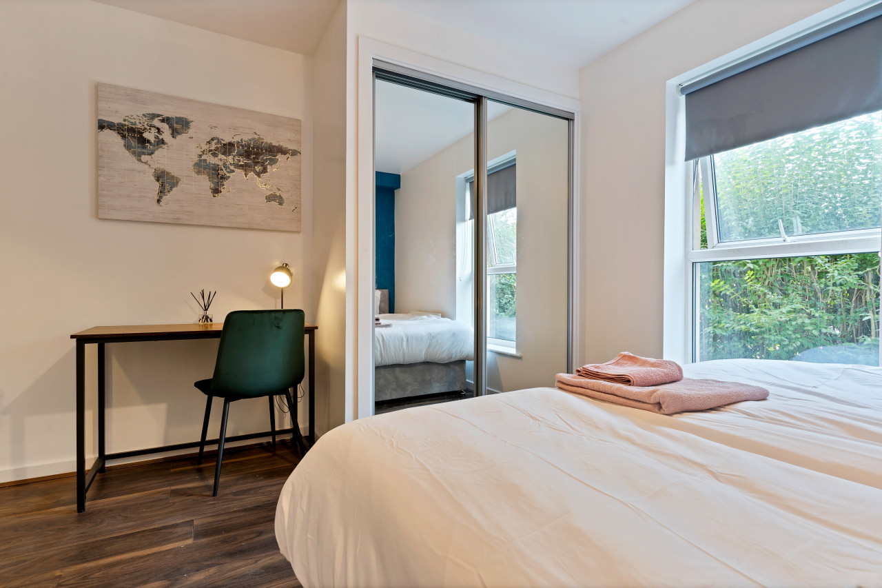 Stylish Apartment in City Centre w/ Free Parking in 9 Wicks Place - Property image 9 - VivreStays
