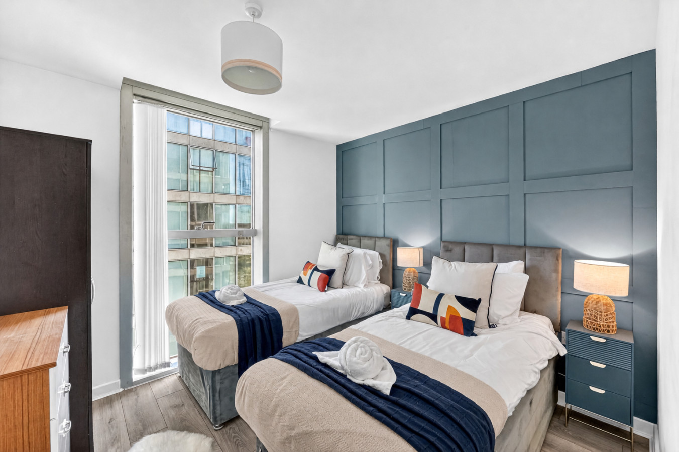 Beautiful Flat @ The Hub • City Centre • Free Parking • Sky TV in 503 Witan Gate - Property image 16 - VivreStays