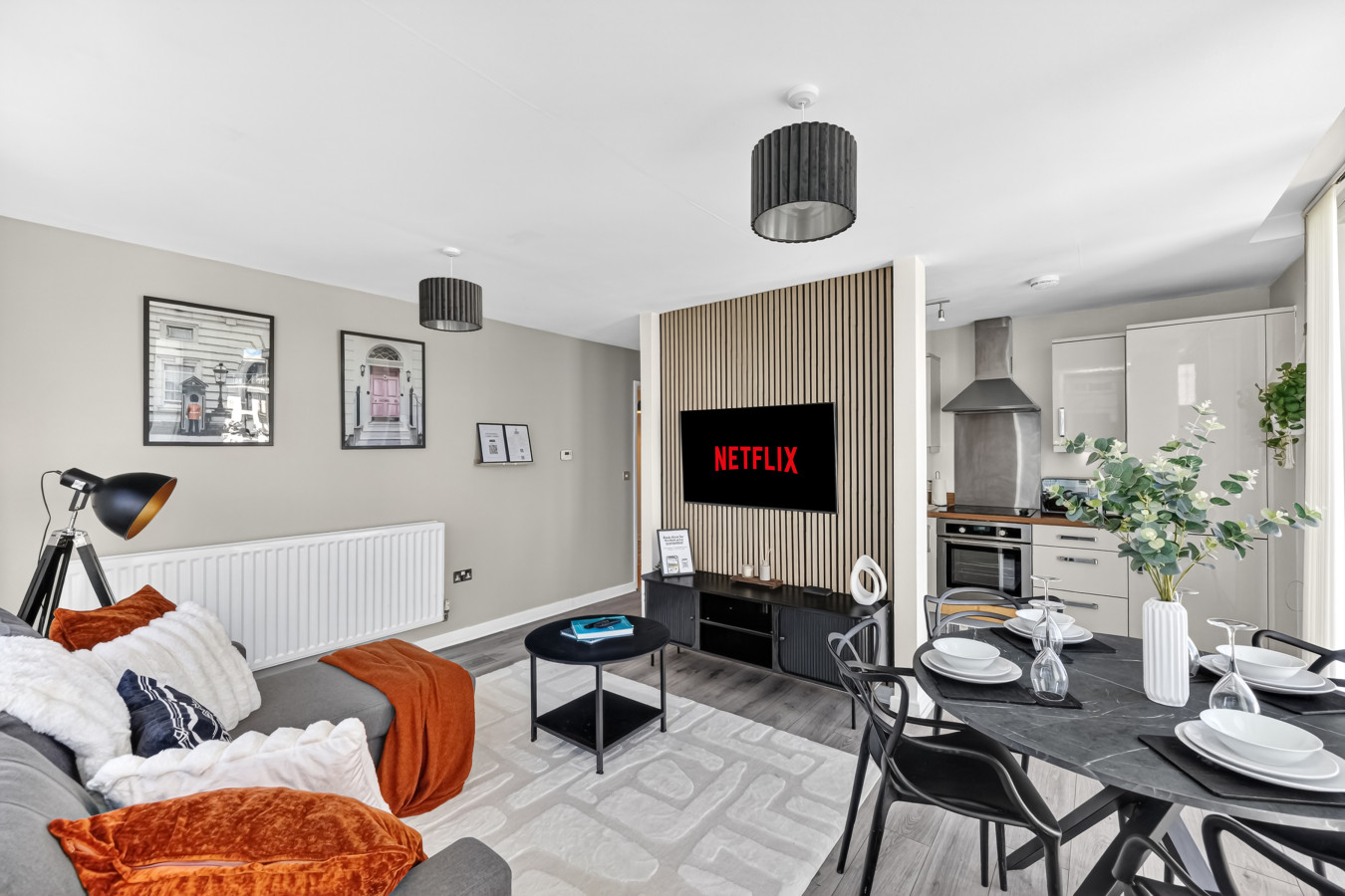 Beautiful Flat @ The Hub • City Centre • Free Parking • Sky TV in 503 Witan Gate - Property image 3 - VivreStays
