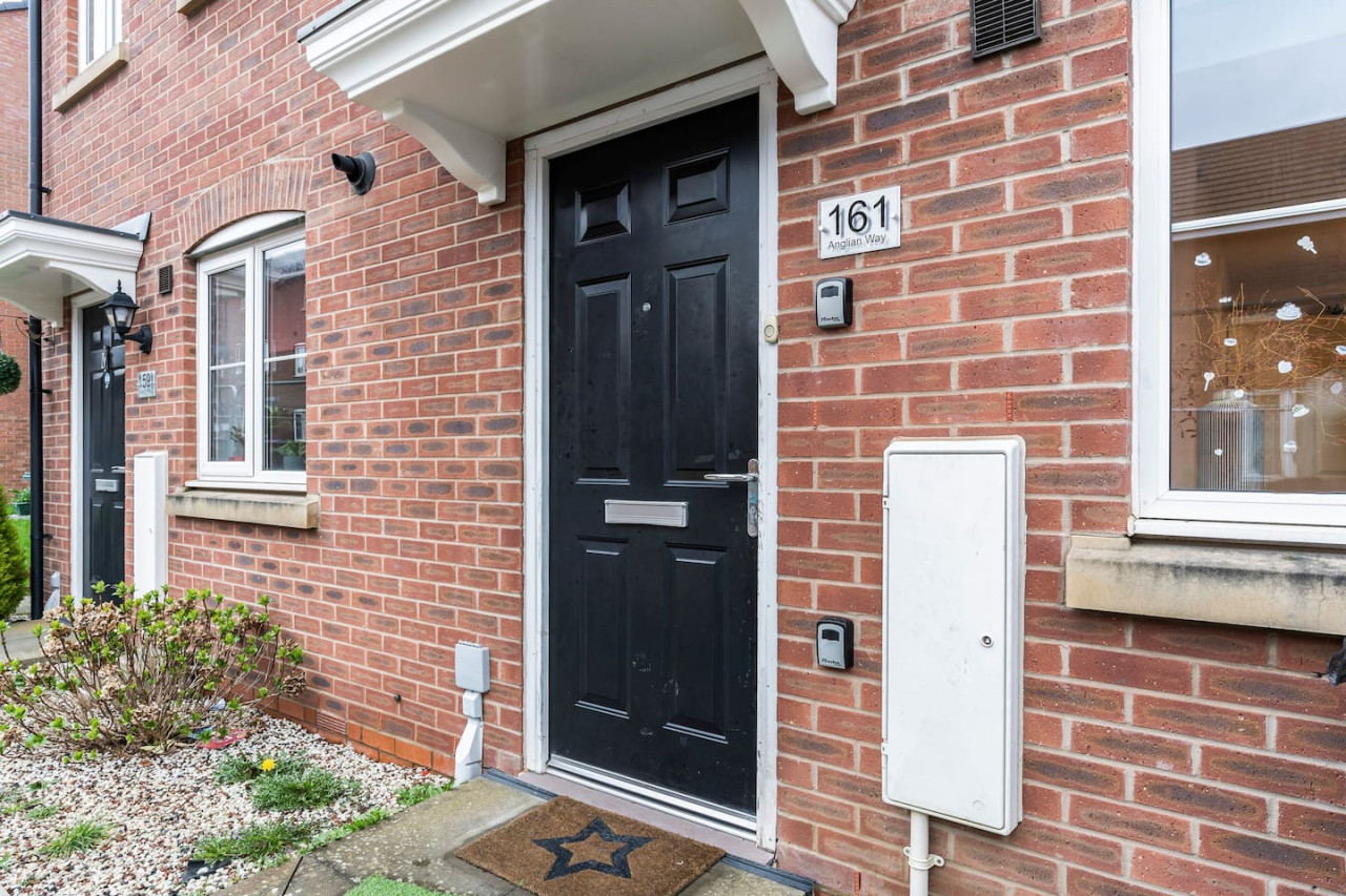 Anglian Retreat - Free Parking, FastWiFi & SmartTV in Anglian Way - Property image 26 - VivreStays