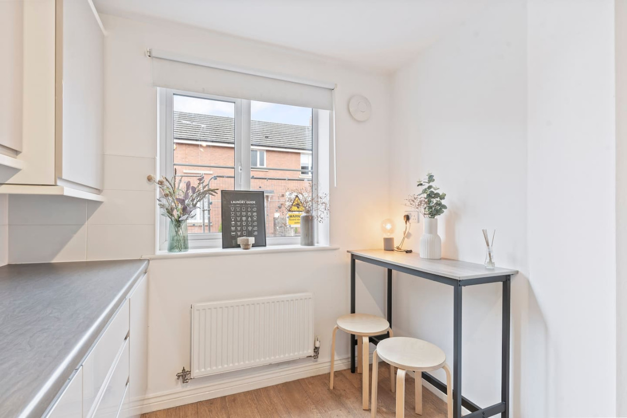 Anglian Retreat - Free Parking, FastWiFi & SmartTV in Anglian Way - Property image 22 - VivreStays