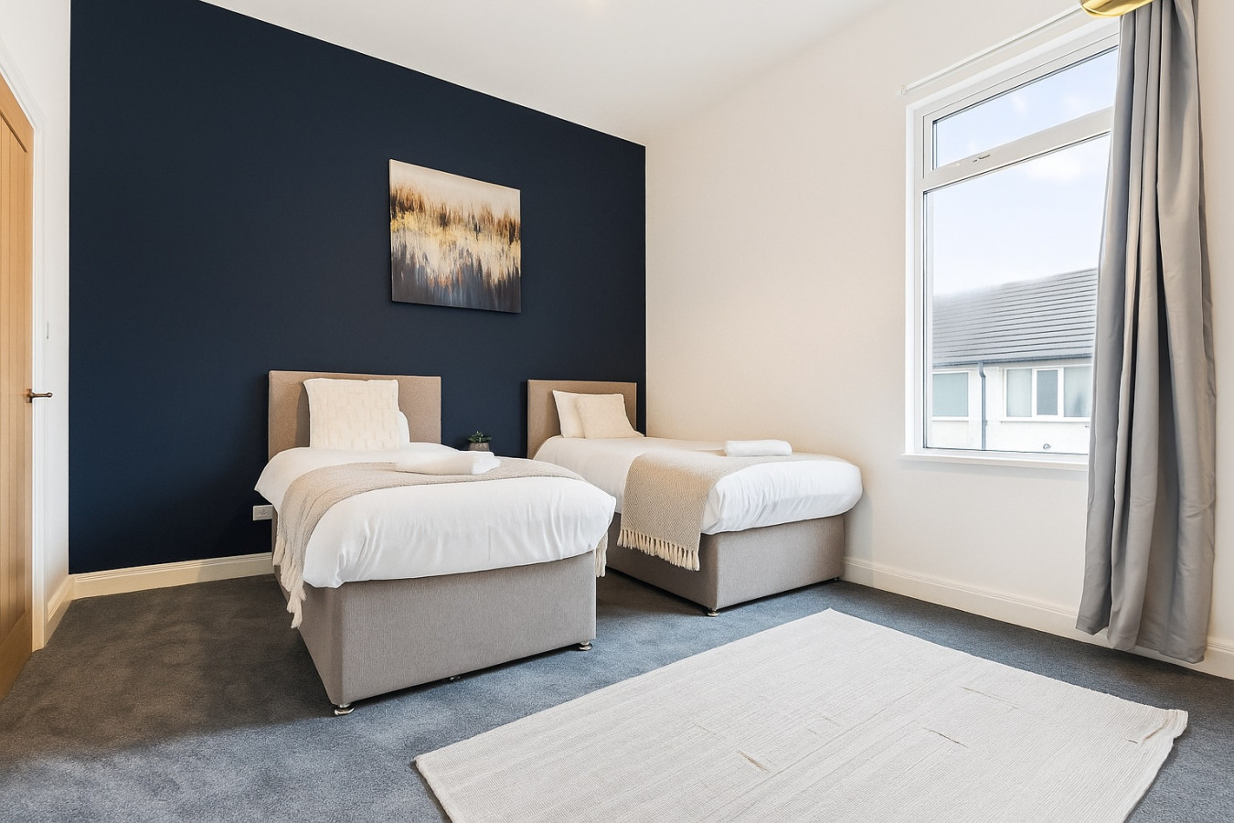 Charming House • Town Centre • Free Parking • Fast WiFI in 17 Herschell Street - Property image 2 - VivreStays