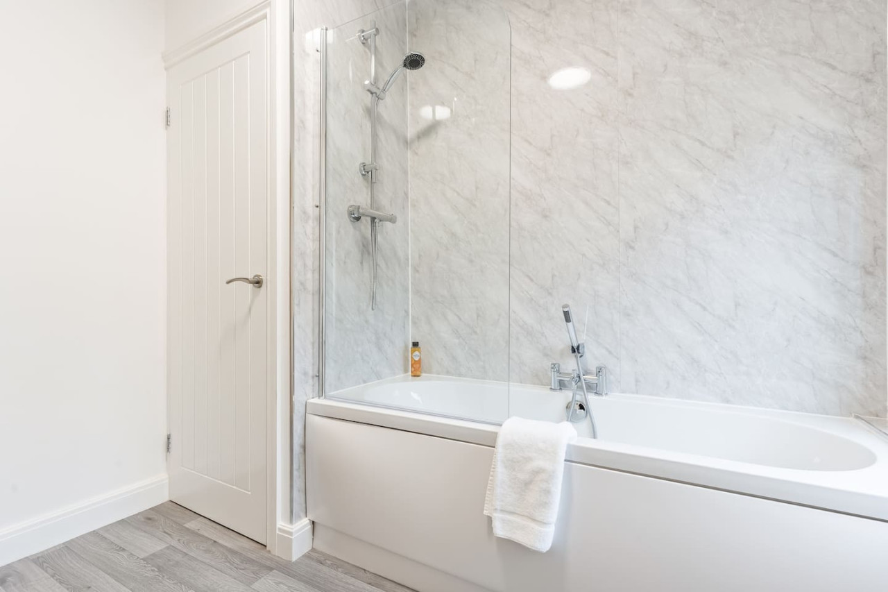 Charming House • Town Centre • Free Parking • Fast WiFI in 17 Herschell Street - Property image 7 - VivreStays