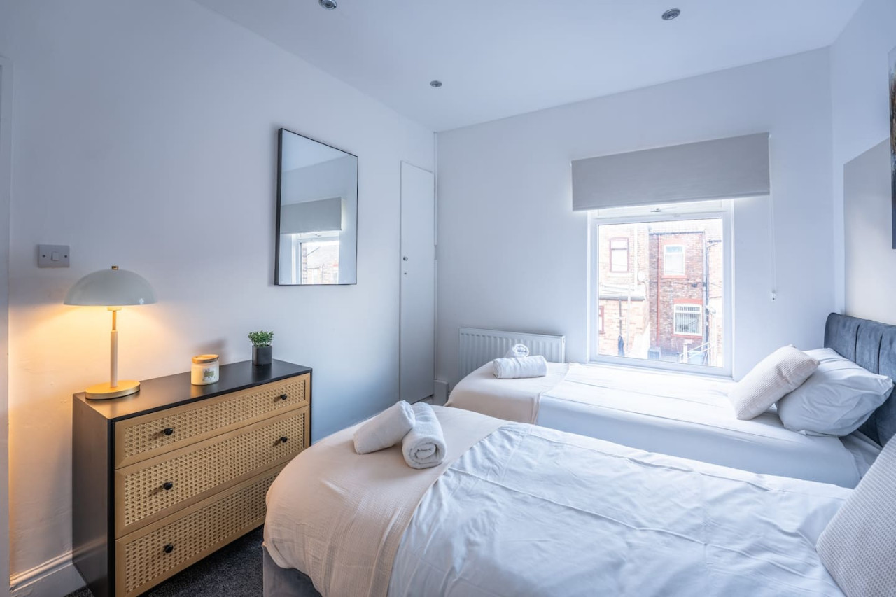Charming House • Sleeps 5 • Free Parking • Fast Wifi • Self-Check-In in 98 Foster Street - Property image 6 - VivreStays