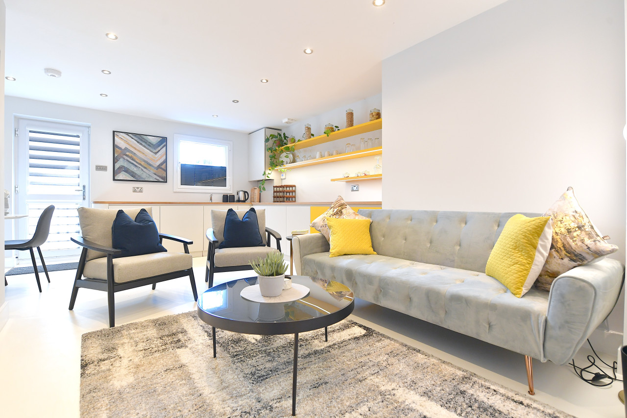 Waterloo Residence | Central London | Over 2000 sqft | Free Parking in 130 Lambeth Rd, London SE1 7DF, UK - Property image 19 - VivreStays