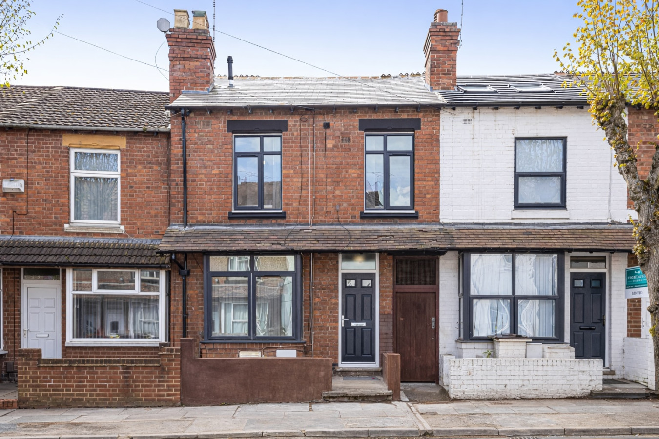 Spacious 6 bedroom 6 bathroom House • Sleeps 12 • Free Parking • Fast WiFi in 101 Bolingbroke Road - Property image 22 - VivreStays