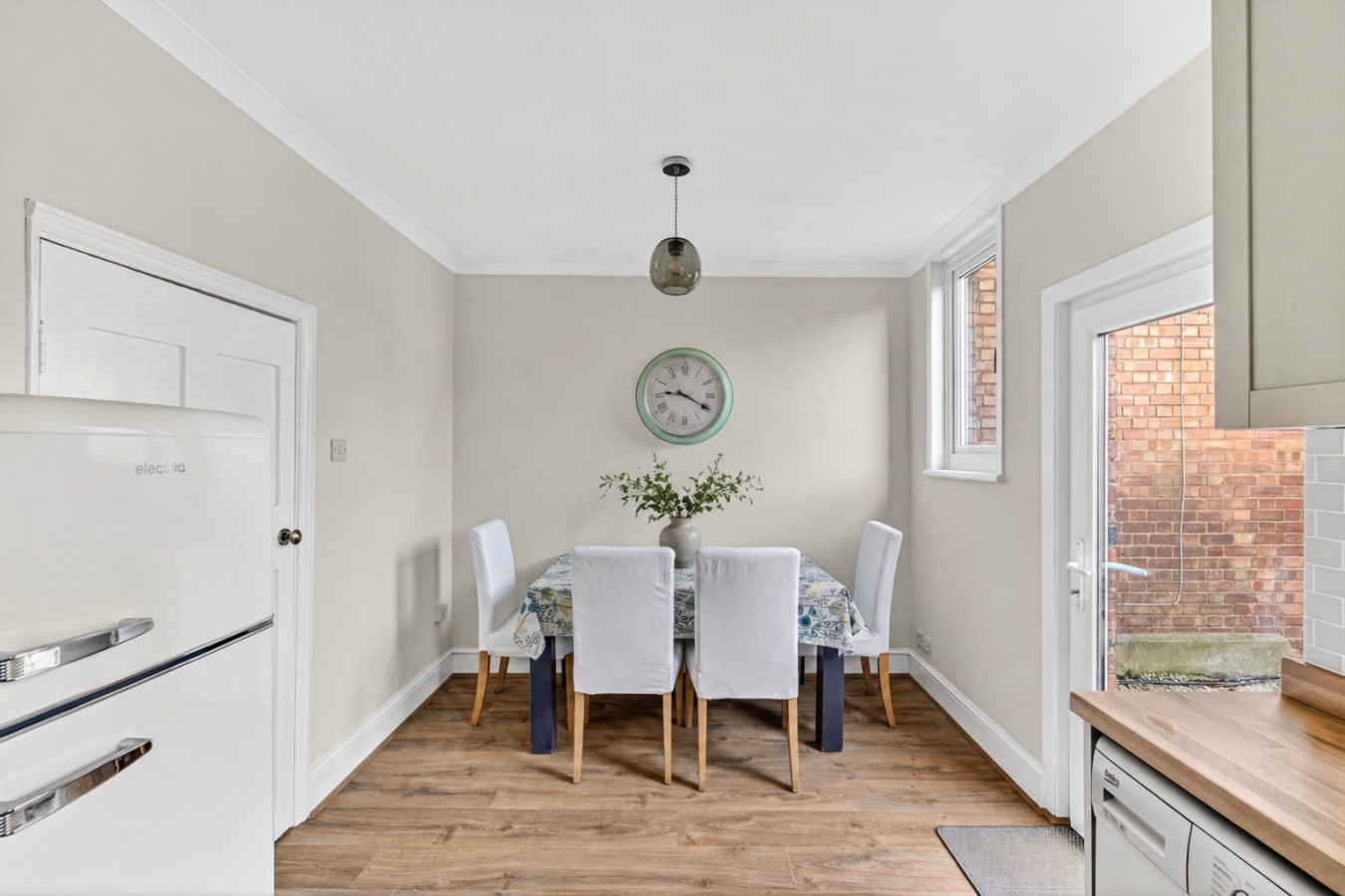 West Street House • Free Parking • Fast Wifi • Smart TV in 34 West Street - Property image 16 - VivreStays