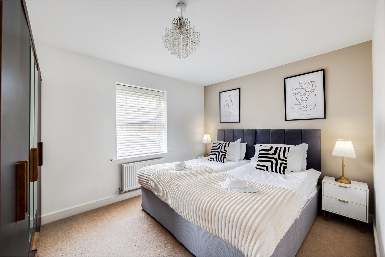 Detached House • 5 Bedrooms 3.5 Bathrooms • Pool Table • SkyTV • Free Parking in 12 Pompeii Grove - Property image 17 - VivreStays