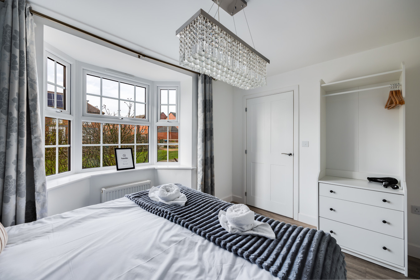 Detached House • 5 Bedrooms 3.5 Bathrooms • Pool Table • SkyTV • Free Parking in 12 Pompeii Grove - Property image 24 - VivreStays