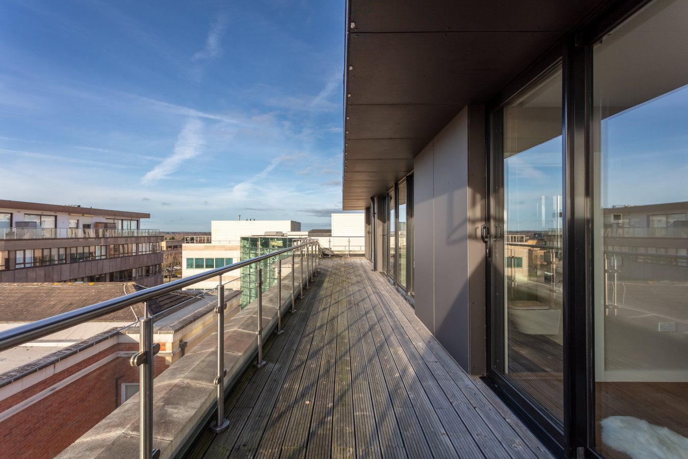 Stunning Penthouse • City Centre • Balcony • Aircon • Private Parking in 258 Upper Fourth Street Flat 8 - Property image 13 - VivreStays