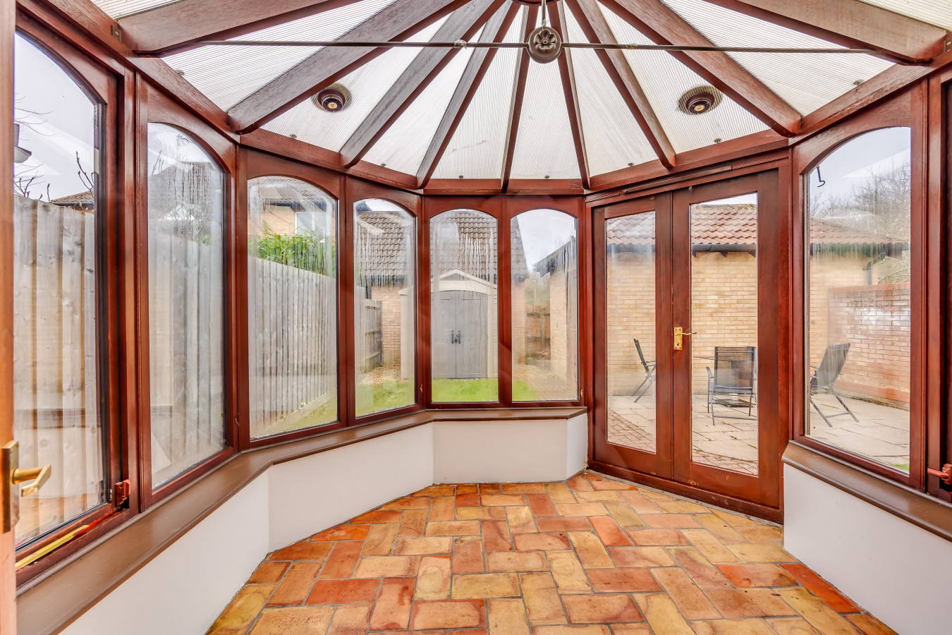 Shenley House • Close to City Centre • Driveway Parking • Workspace • Smart TVs • Self-Check-In in 6 Nathanial Close - Property image 24 - VivreStays