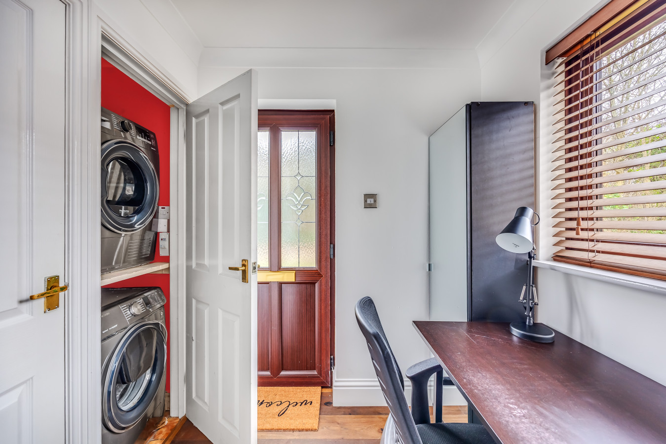 Shenley House • Close to City Centre • Driveway Parking • Workspace • Smart TVs • Self-Check-In in 6 Nathanial Close - Property image 20 - VivreStays
