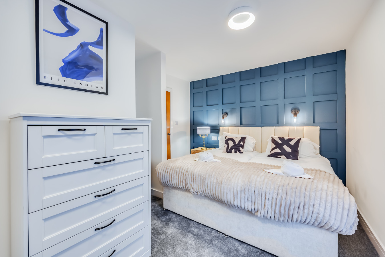 Stunning 4 Bedroom 4 Bathroom House • Pool Table • Free Parking • Virgin TV in 14 Freehold Street - Property image 7 - VivreStays