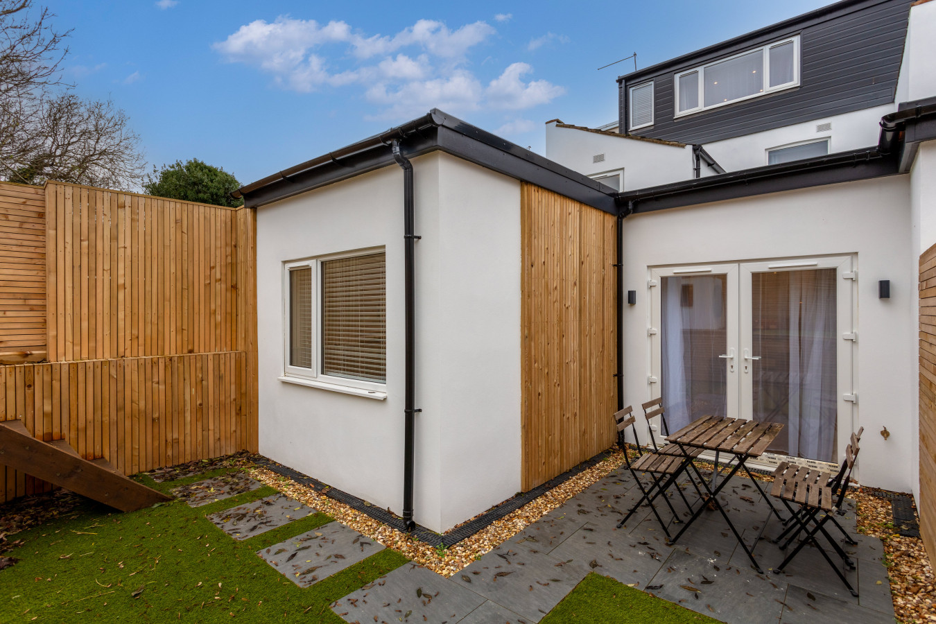 Stunning 4 Bedroom 4 Bathroom House • Pool Table • Free Parking • Virgin TV in 14 Freehold Street - Property image 31 - VivreStays