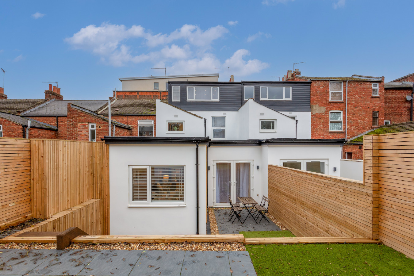 Stunning 4 Bedroom 4 Bathroom House • Pool Table • Free Parking • Virgin TV in 14 Freehold Street - Property image 30 - VivreStays