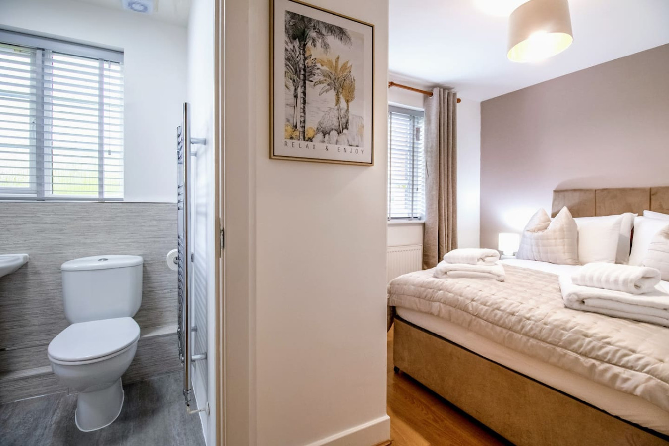 Clover Field Apartment • Excellent Location • x2 Allocated Parking Spaces • Sky TV • Fast Wifi in Clover Field - Property image 4 - VivreStays