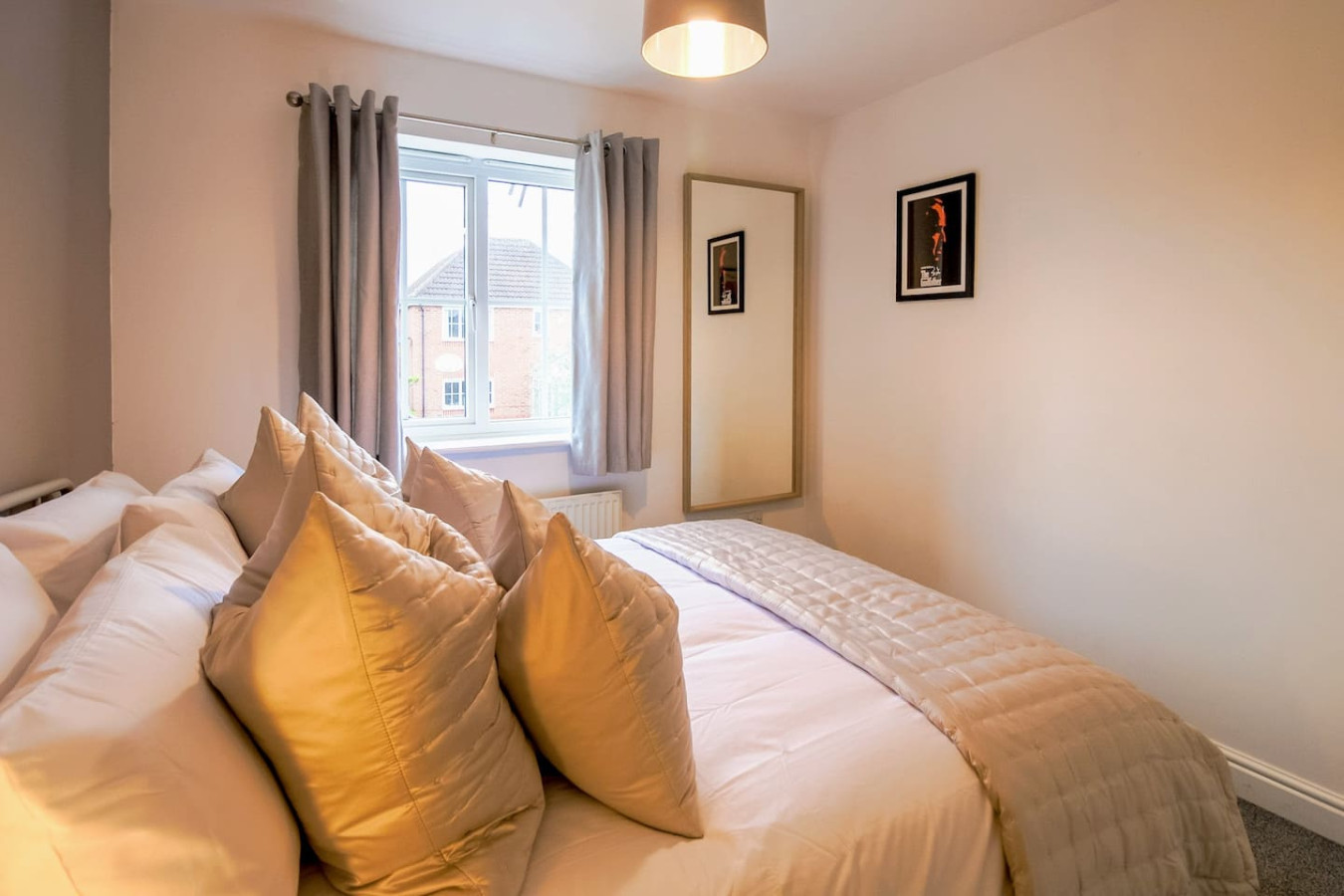 Grange House • Sleeps 6 • Driveway Parking • Sky TV • Fast WiFi • Self-Check-In in 17 Great Ground Walk - Property image 10 - VivreStays