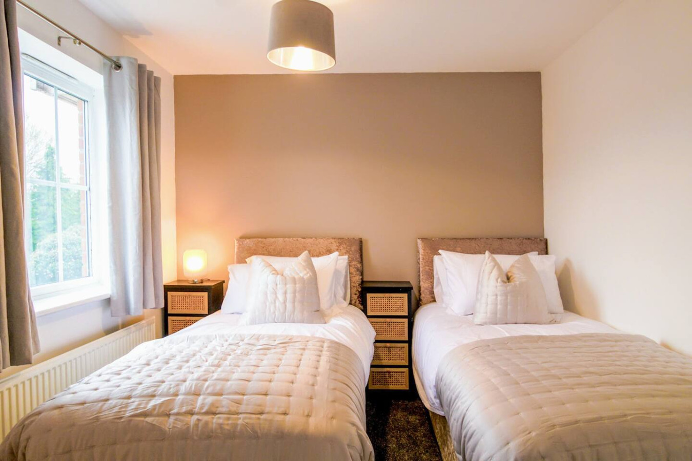 Grange House • Sleeps 6 • Driveway Parking • Sky TV • Fast WiFi • Self-Check-In in 17 Great Ground Walk - Property image 3 - VivreStays