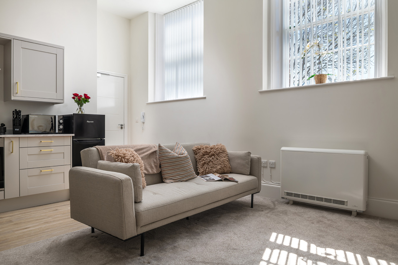 Stunning Flat in a Converted Chapel • Free Parking • Fast WiFi • Smart TV in Gemid Street Apartment - Property image 9 - VivreStays