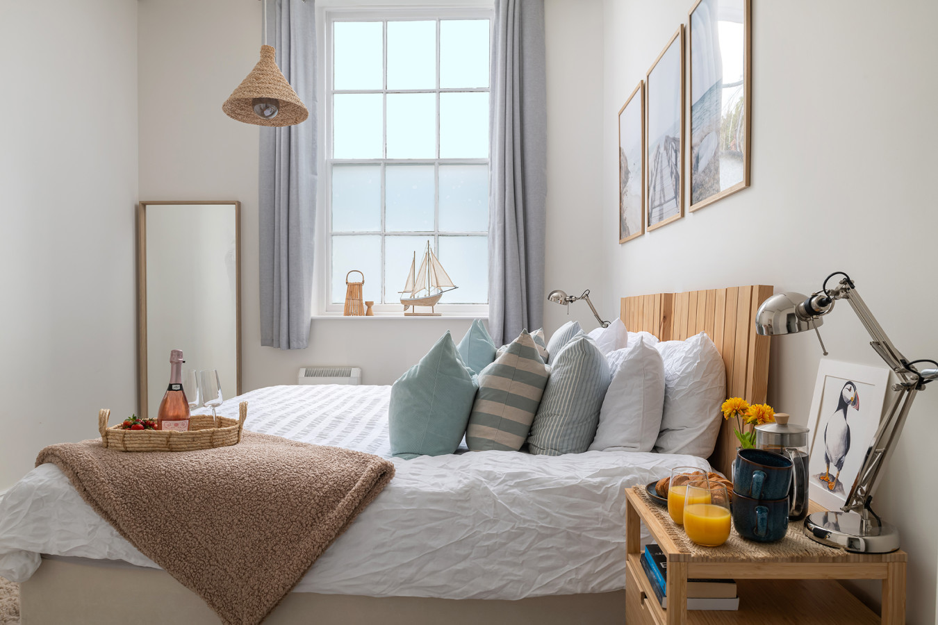Beautiful Flat • Converted Chapel • Free Parking in Gemid Street Apartment 5 - Property image 3 - VivreStays