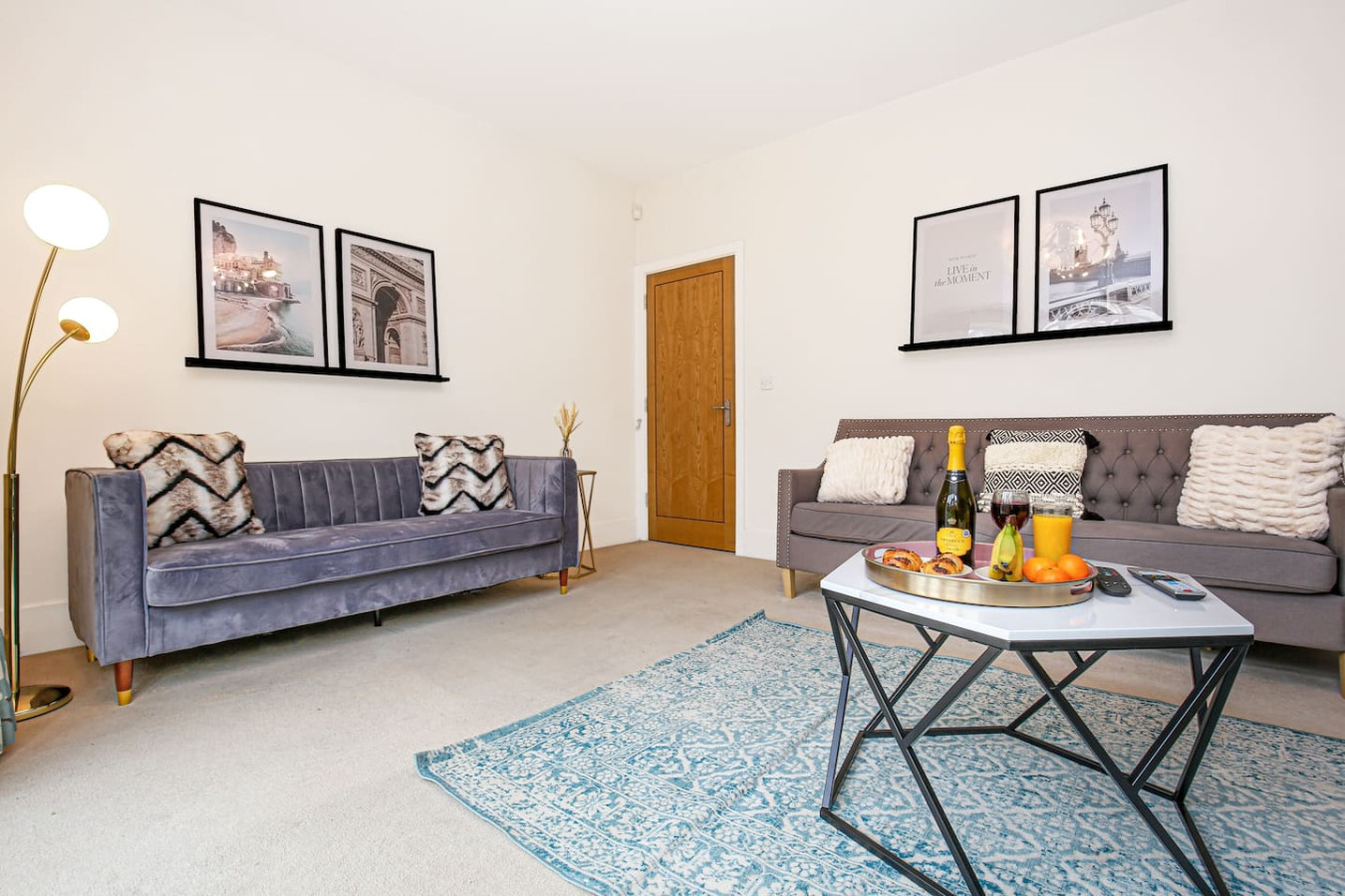 6 Bedroom Detached House • Pool Table • Free Parking • Wifi • Sky TV in 53 Kingswear Drive - Property image 3 - VivreStays