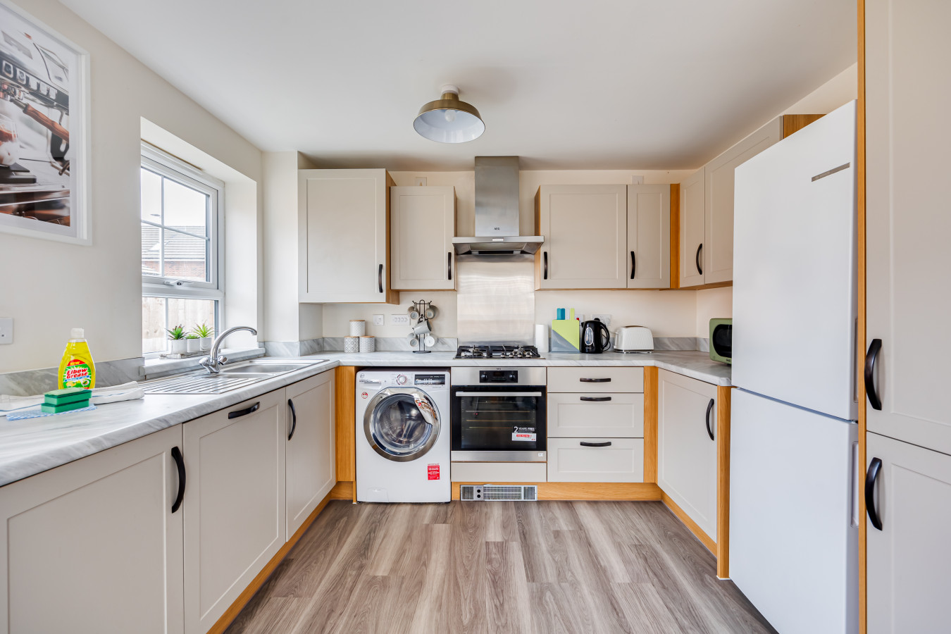 Detached House • Driveway Parking • Fast WiFi • SmartTV in 3 Triumph Way - Property image 25 - VivreStays