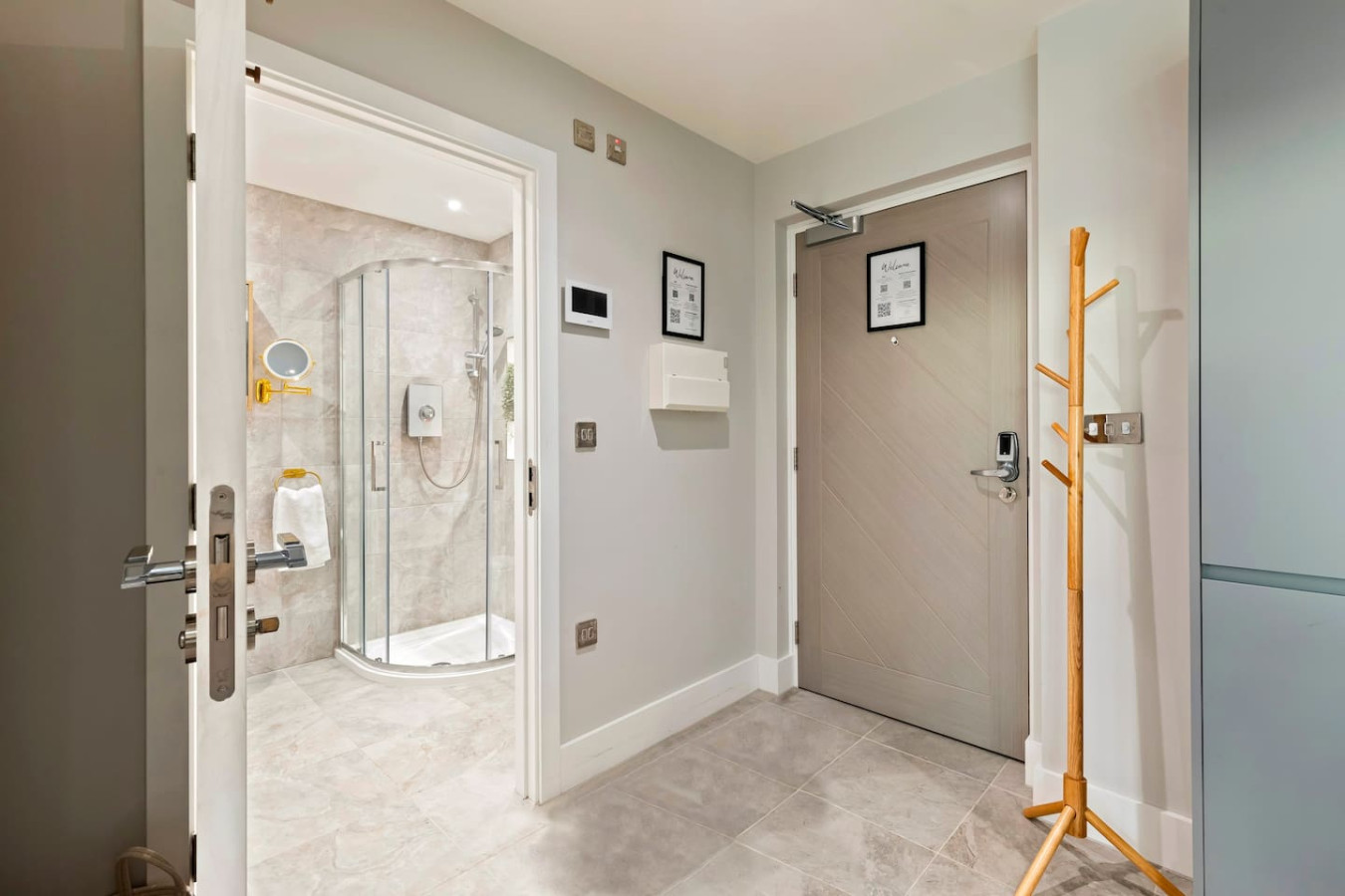 Stunning Apartment • City Centre • Self-Check-In • Fast WiFi • Smart TV • Communal Terrace in 55 Northgate Street Flat 10 - Property image 5 - VivreStays