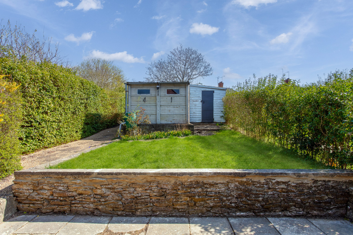 Charming Detached Bungalow • Driveway Parking • Garden • Wifi • Smart TV in 62 Reedway - Property image 21 - VivreStays