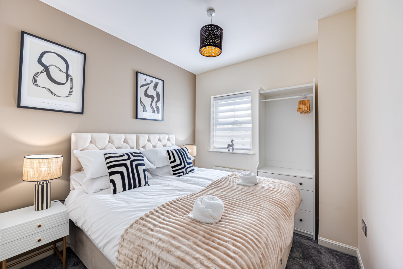 Stylish Flat • Excellent Location • Free Parking • Fast WiFi in 46 Arncott Way - Property image 8 - VivreStays