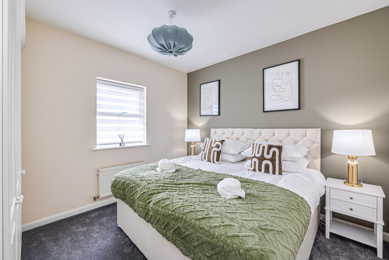 Stylish Flat • Excellent Location • Free Parking • Fast WiFi in 46 Arncott Way - Property image 3 - VivreStays