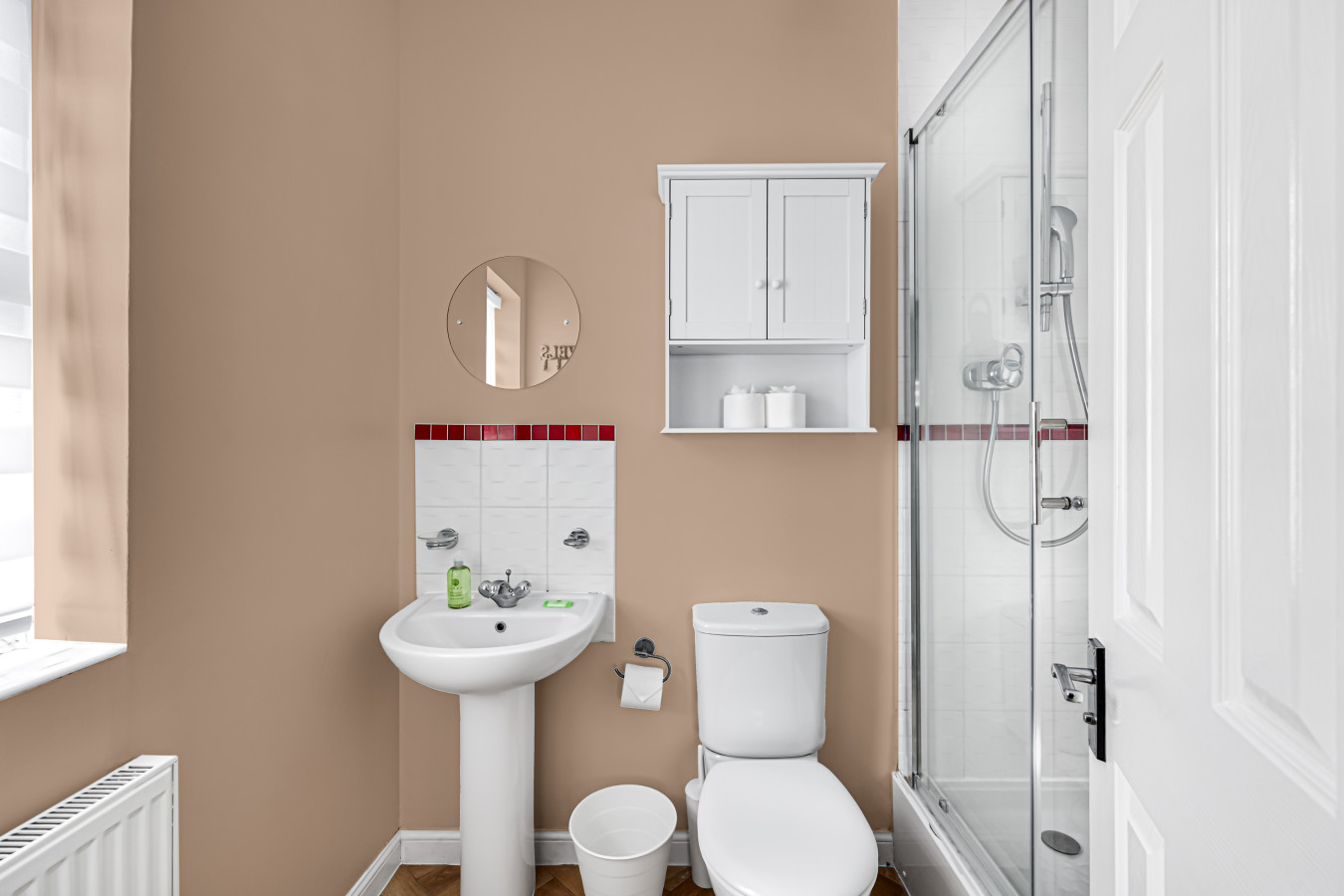 Stylish Flat • Excellent Location • Free Parking • Fast WiFi in 46 Arncott Way - Property image 6 - VivreStays
