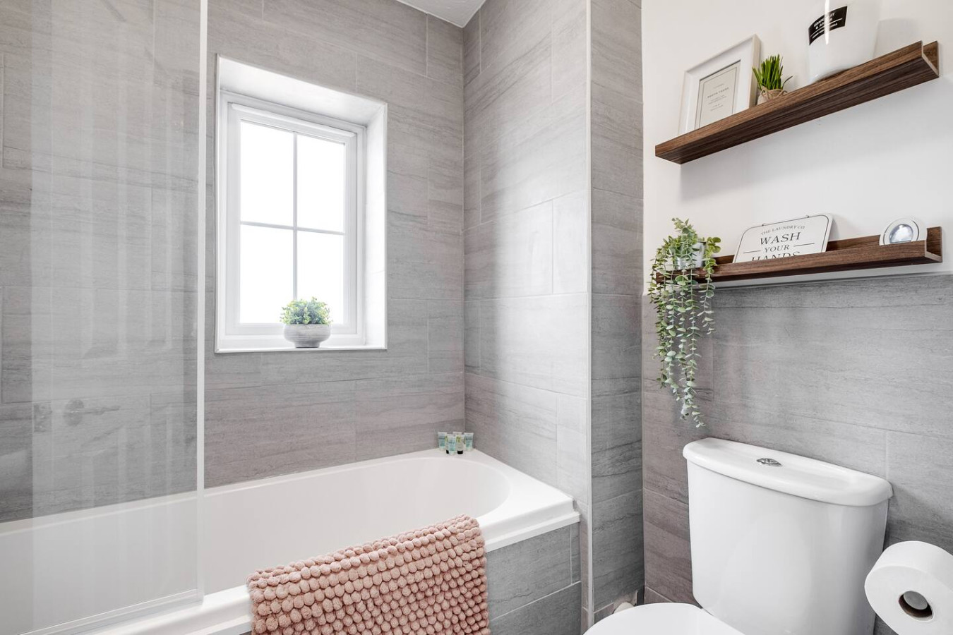 Boutique House • Excellent Location • Free Parking • Smart TV • Self-Check-In in 11 Wheatley Close - Property image 11 - VivreStays