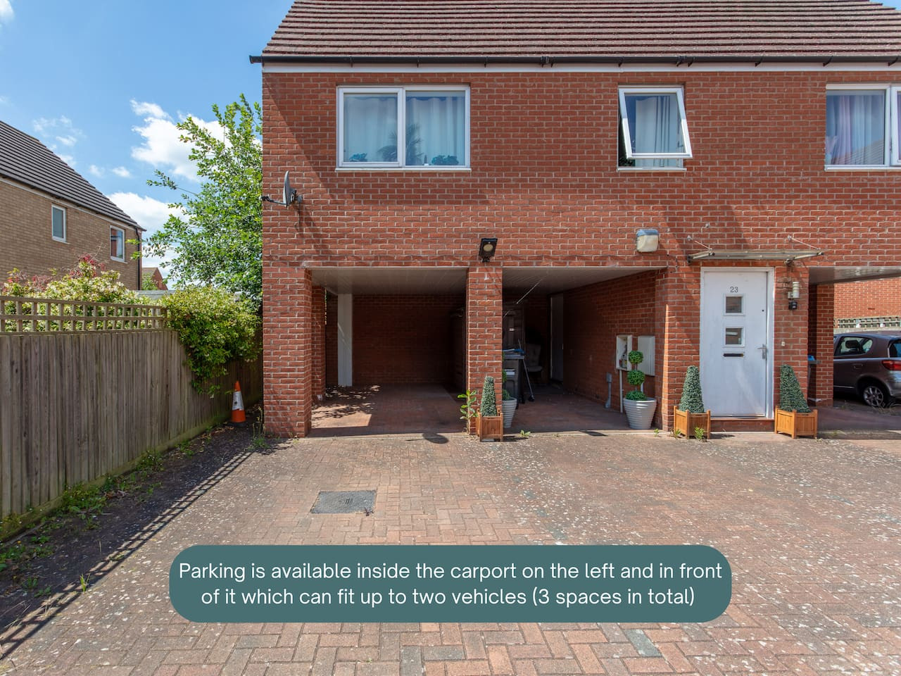 Stylish House • Driveway Parking • Self-Check-In • Fast WiFi • Smart TV in 27 Eaton Hall Crescent - Property image 24 - VivreStays