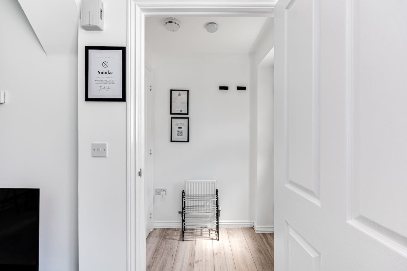 Stylish House • Driveway Parking • Self-Check-In • Fast WiFi • Smart TV in 27 Eaton Hall Crescent - Property image 20 - VivreStays
