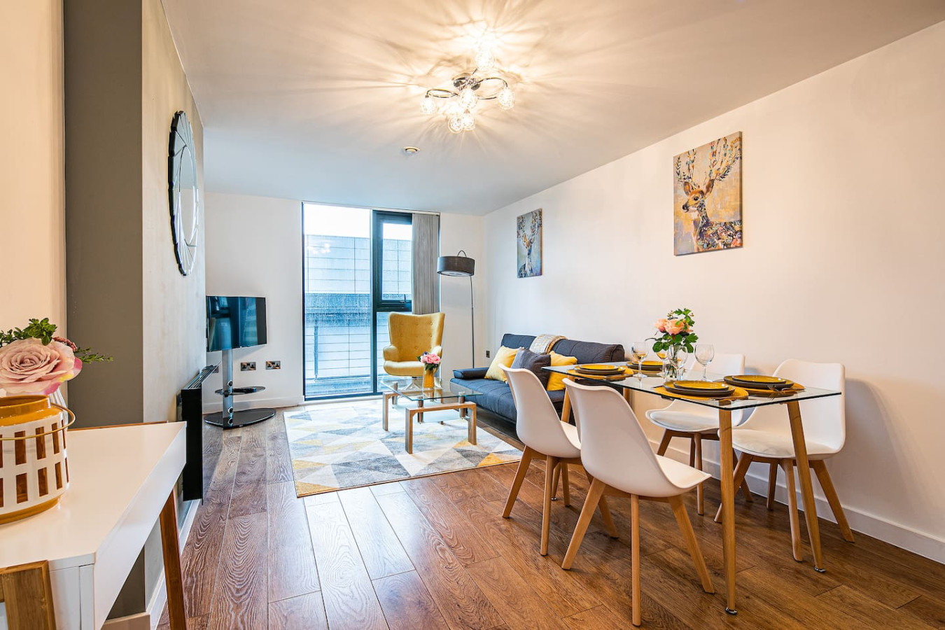 iQuarter Apartment • City Centre • Free Secure Parking • Fast WiFi • SmartTV in 10 Blonk Street Flat 87, iQuarter - Property image 18 - VivreStays