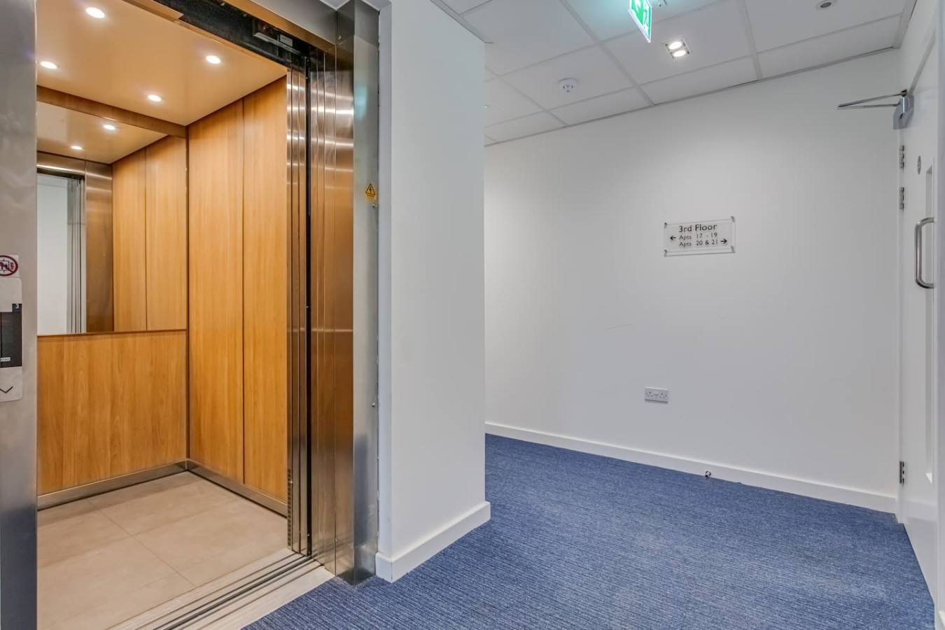 iQuarter Apartment • City Centre • Free Secure Parking • Fast WiFi • SmartTV in 10 Blonk Street Flat 87, iQuarter - Property image 23 - VivreStays