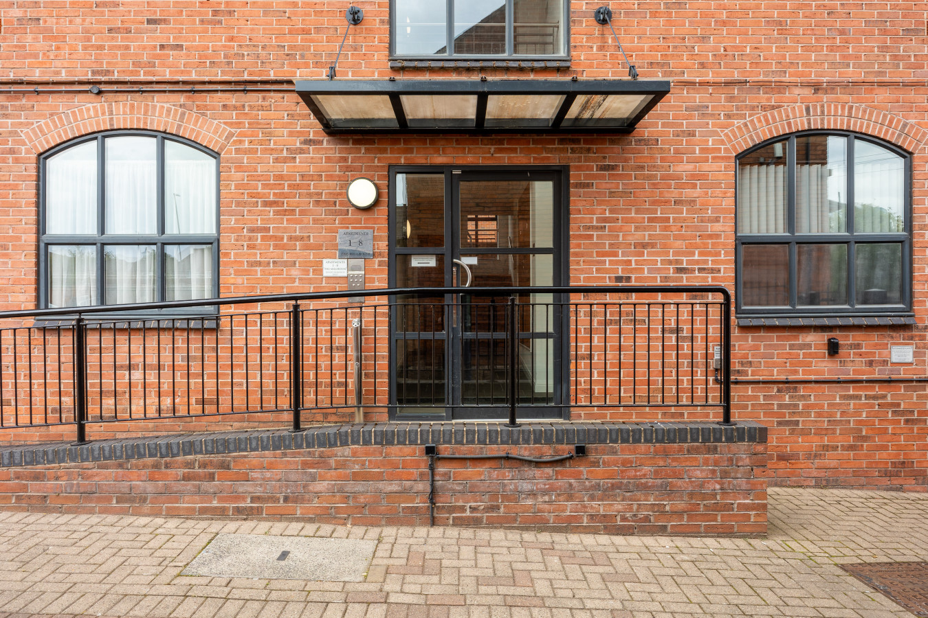 City Centre Flat • Free Parking • Sky TV • Fast Wifi • Self-Check-In in The Millhouse, Brook Street Flat 1 - Property image 26 - VivreStays