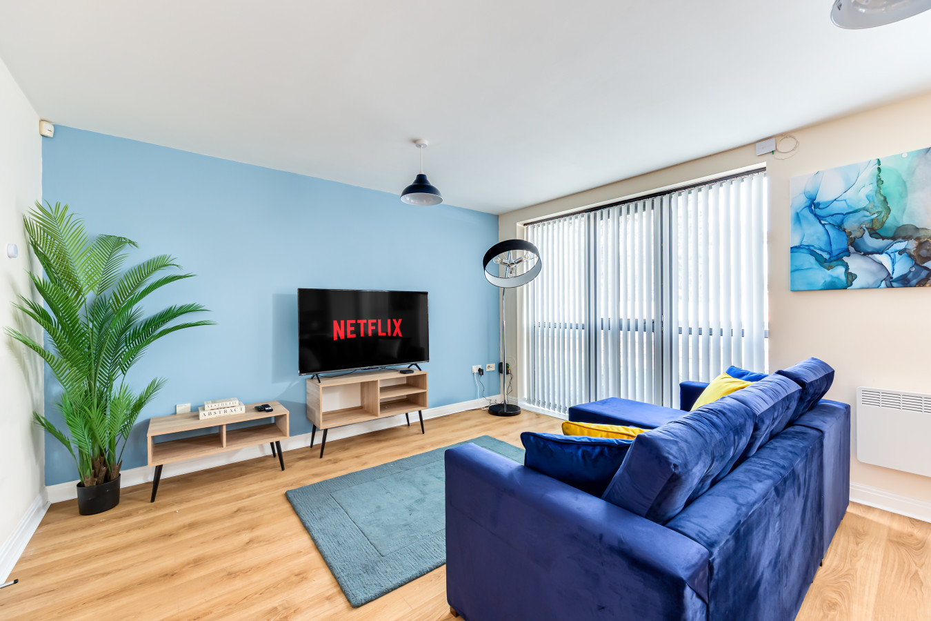City Centre Flat • Free Parking • Sky TV • Fast Wifi • Self-Check-In in The Millhouse, Brook Street Flat 1 - Property image 12 - VivreStays