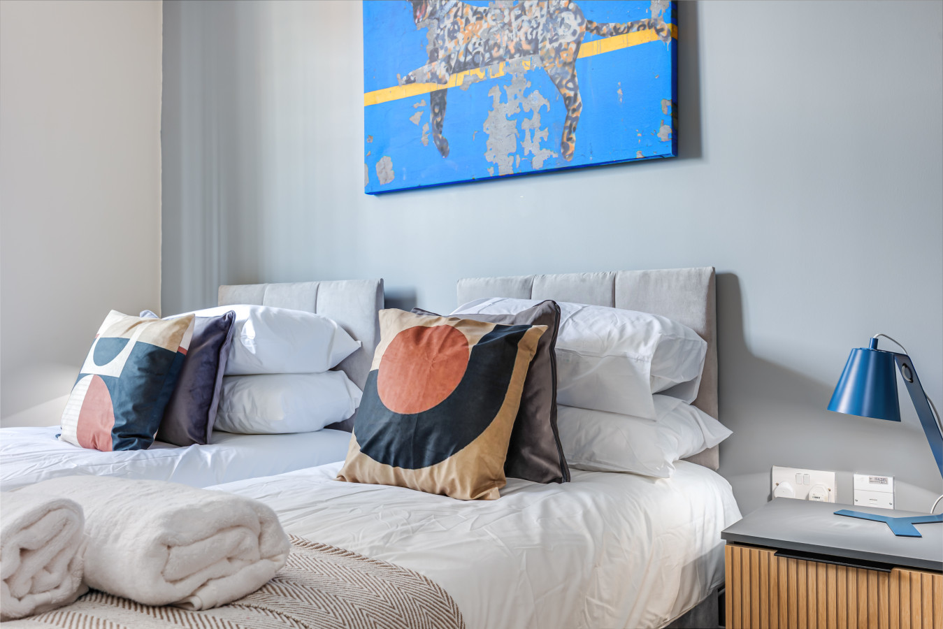 City Centre Flat • Free Parking • Sky TV • Fast Wifi • Self-Check-In in The Millhouse, Brook Street Flat 1 - Property image 8 - VivreStays