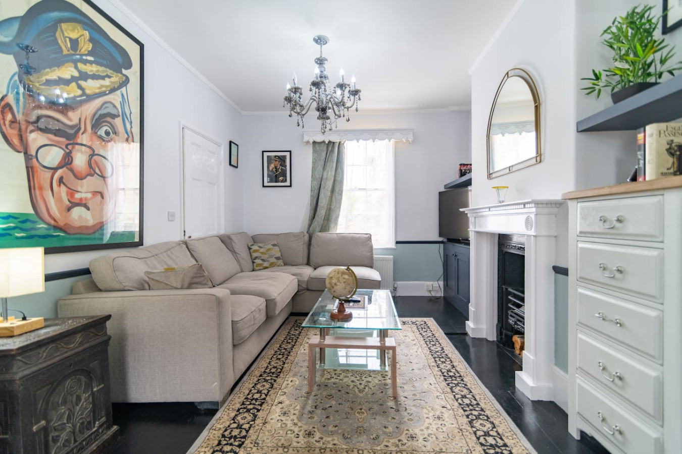 Charming 6 Bedroom Townhouse • Excellent Location • Self-Check-In • Balcony Room • Fast WiFi in 3B Guildford Lawn - Property image 31 - VivreStays