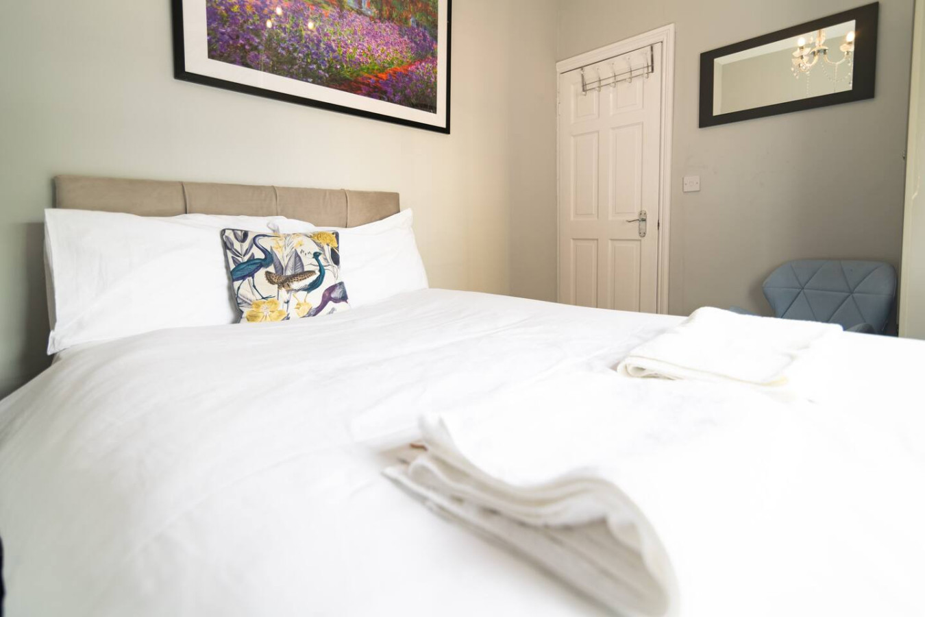 Charming 6 Bedroom Townhouse • Excellent Location • Self-Check-In • Balcony Room • Fast WiFi in 3B Guildford Lawn - Property image 23 - VivreStays