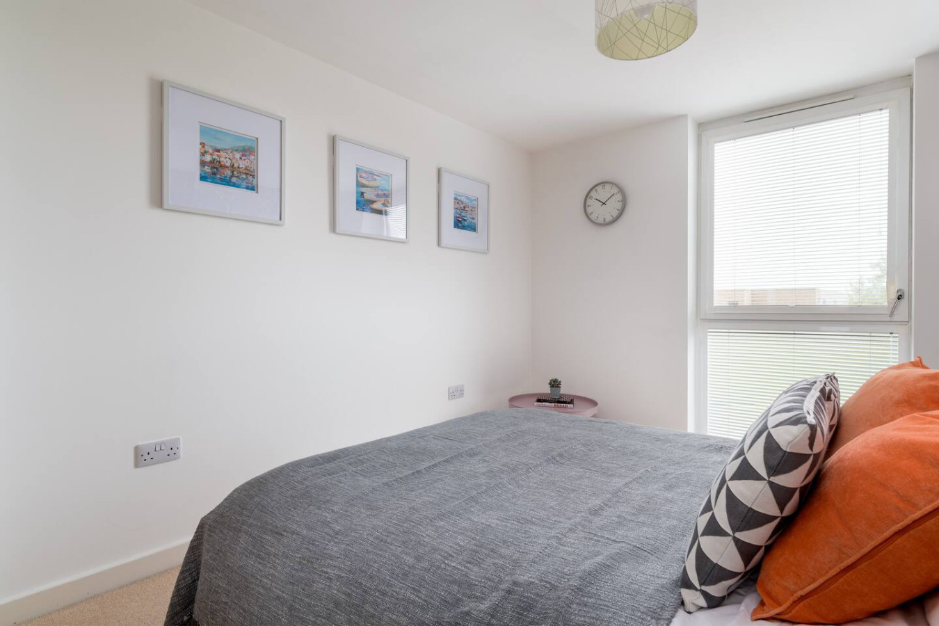 Beautiful Flat • Prime Location • Balcony • Free Parking • Self-Check-In in Mosaic house, 5 Larson Close Flat 6 Mosaic House - Property image 16 - VivreStays