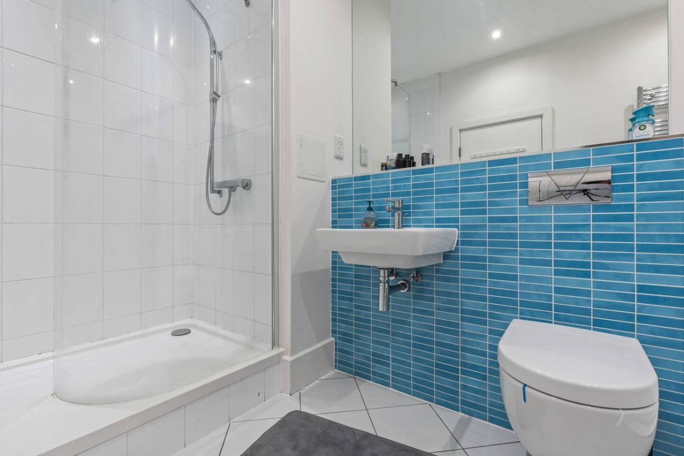 Stylish Flat • City Centre • Free Parking • Fast WiFi in Newhall Street Flat 293 - Property image 14 - VivreStays