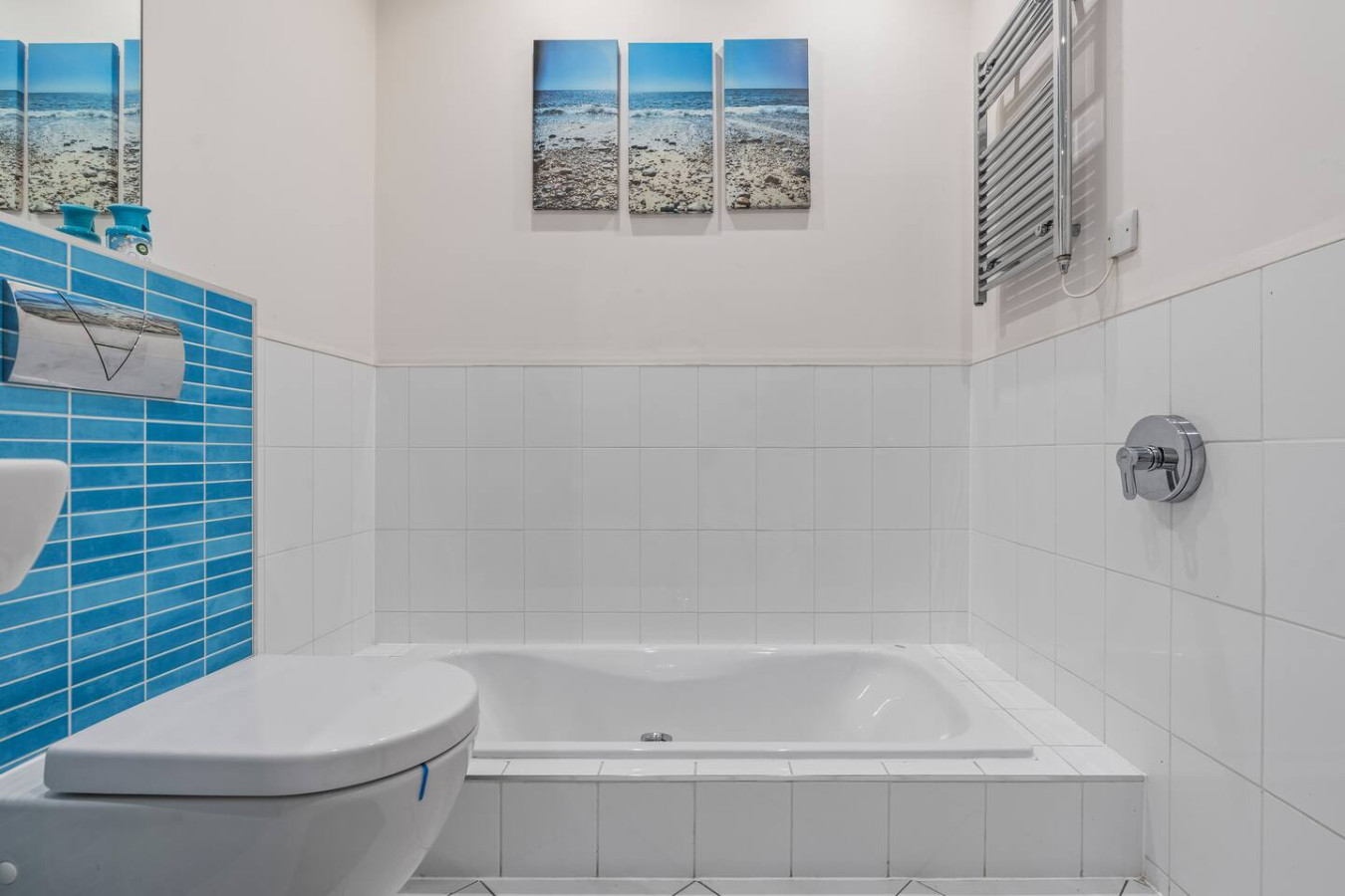 Stylish Flat • City Centre • Free Parking • Fast WiFi in Newhall Street Flat 293 - Property image 16 - VivreStays